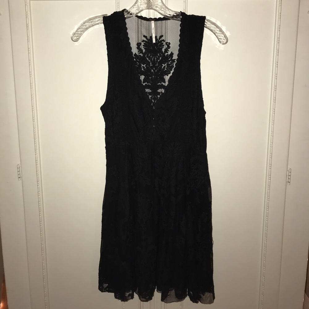 Black lace dress
